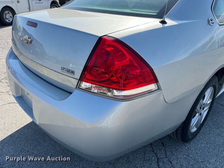 image for item LA9876 2009 Chevrolet Impala LS