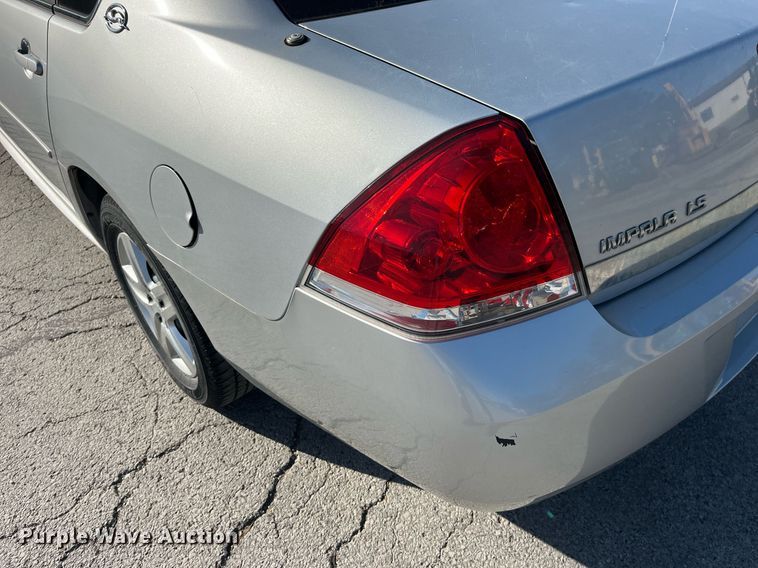 image for item LA9876 2009 Chevrolet Impala LS