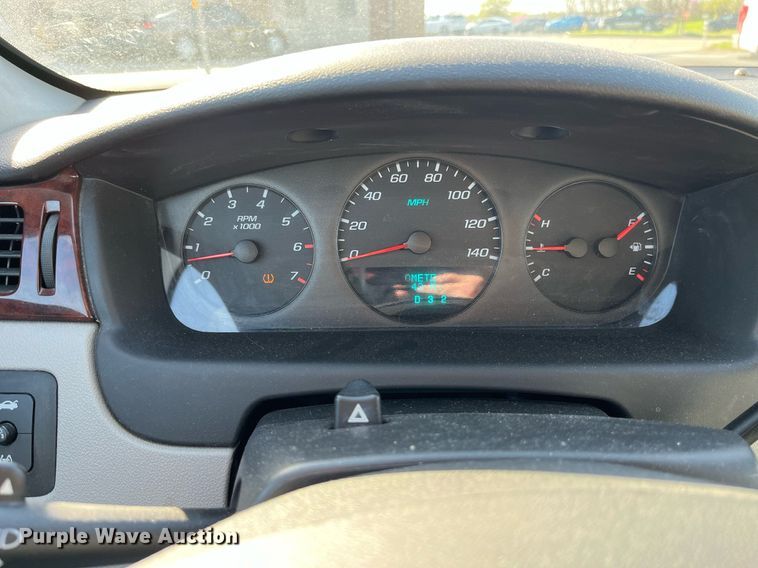 image for item LA9876 2009 Chevrolet Impala LS