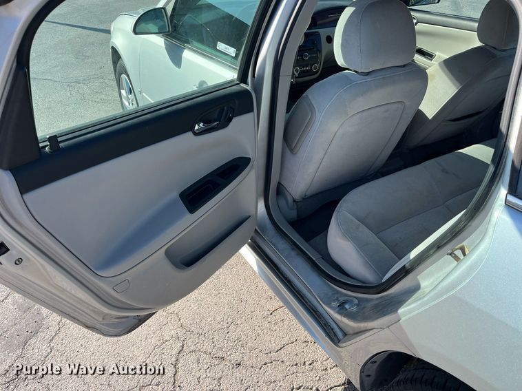 image for item LA9876 2009 Chevrolet Impala LS