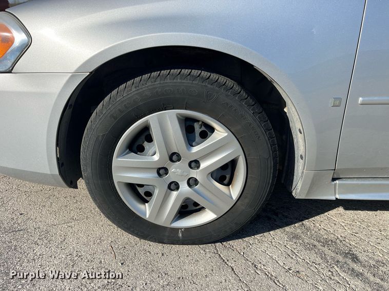 image for item LA9876 2009 Chevrolet Impala LS