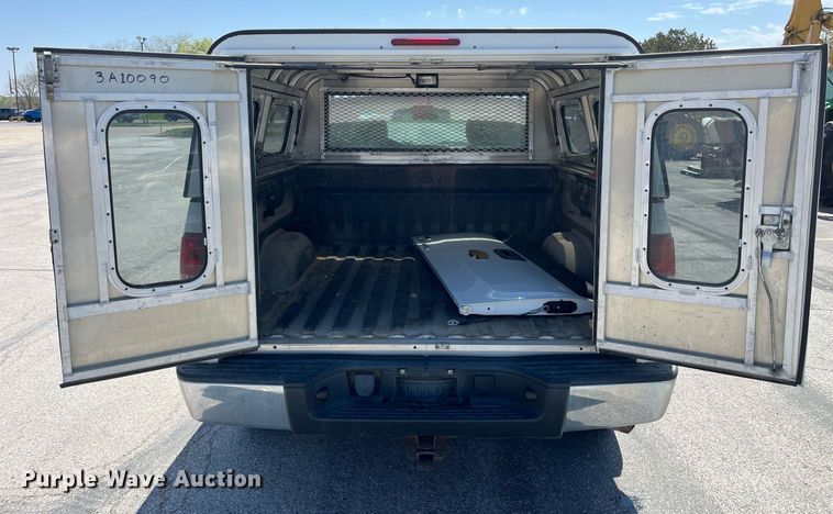 image for item LA9877 2010 Chevrolet Silverado 1500  Crew Cab pickup truck