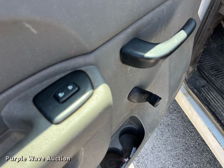 image for item LA9877 2010 Chevrolet Silverado 1500  Crew Cab pickup truck