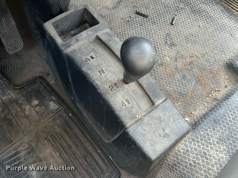 image for item LA9877 2010 Chevrolet Silverado 1500  Crew Cab pickup truck