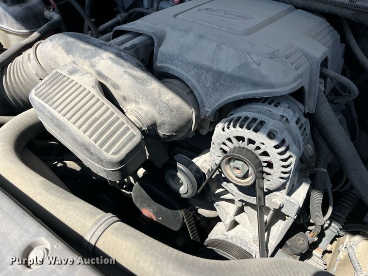 image for item LA9877 2010 Chevrolet Silverado 1500  Crew Cab pickup truck