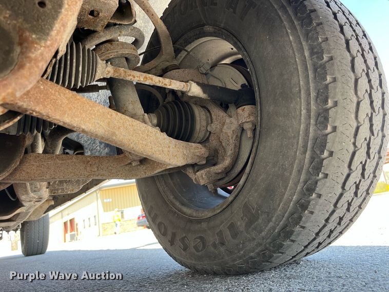 image for item LA9877 2010 Chevrolet Silverado 1500  Crew Cab pickup truck