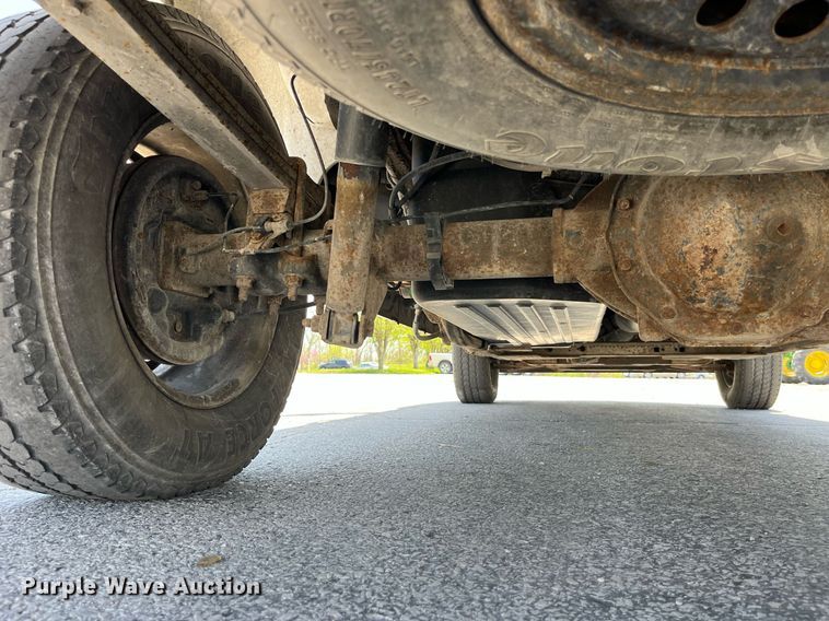 image for item LA9877 2010 Chevrolet Silverado 1500  Crew Cab pickup truck