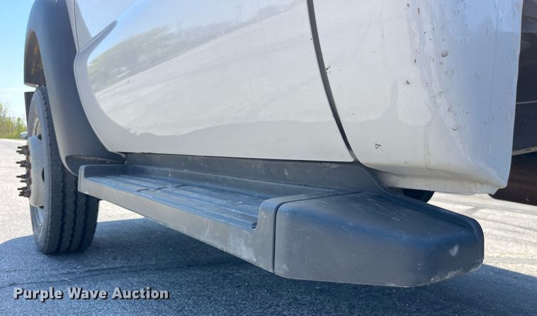 image for item LA9878 2013 Ford F450 Super Duty XL  truck cab and chassis