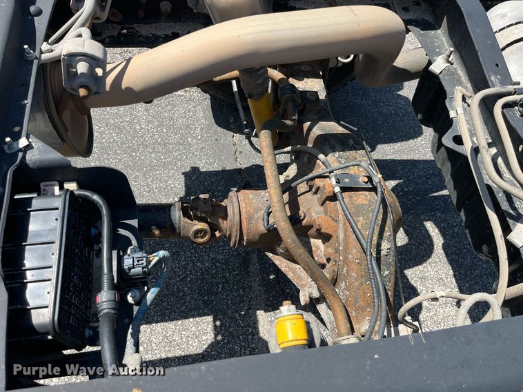 image for item LA9878 2013 Ford F450 Super Duty XL  truck cab and chassis