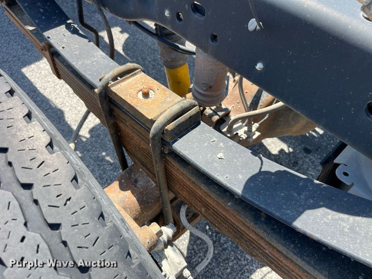 image for item LA9878 2013 Ford F450 Super Duty XL  truck cab and chassis