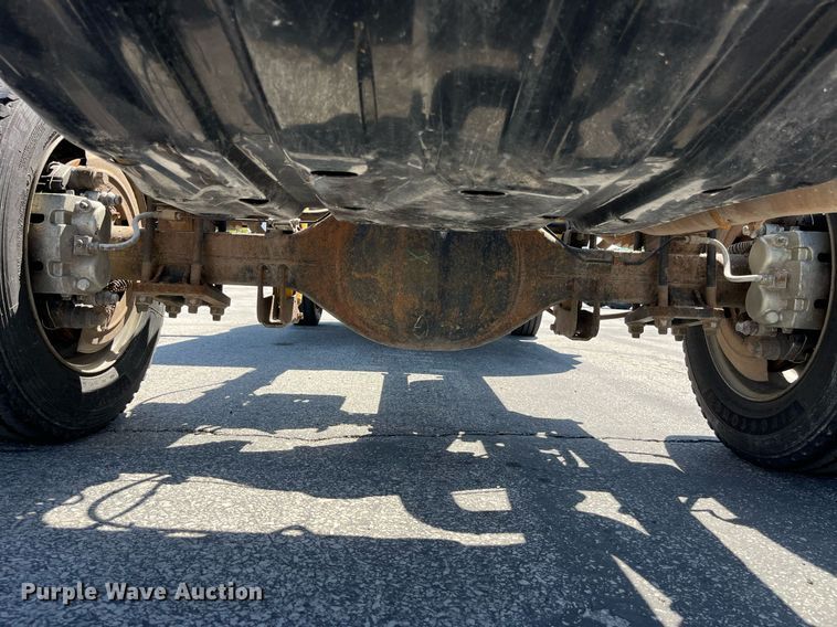 image for item LA9878 2013 Ford F450 Super Duty XL  truck cab and chassis