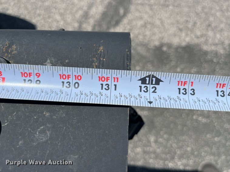 image for item LA9878 2013 Ford F450 Super Duty XL  truck cab and chassis