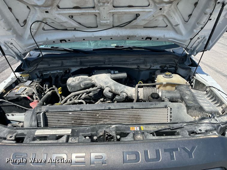 image for item LA9878 2013 Ford F450 Super Duty XL  truck cab and chassis