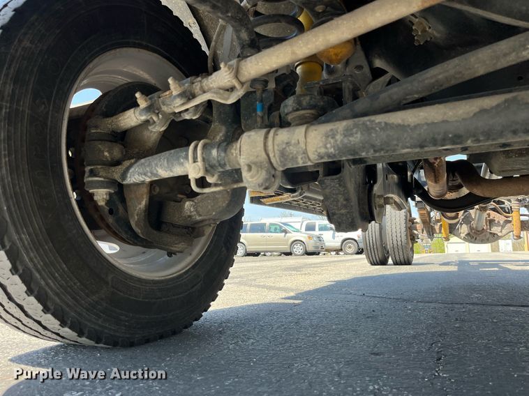 image for item LA9878 2013 Ford F450 Super Duty XL  truck cab and chassis