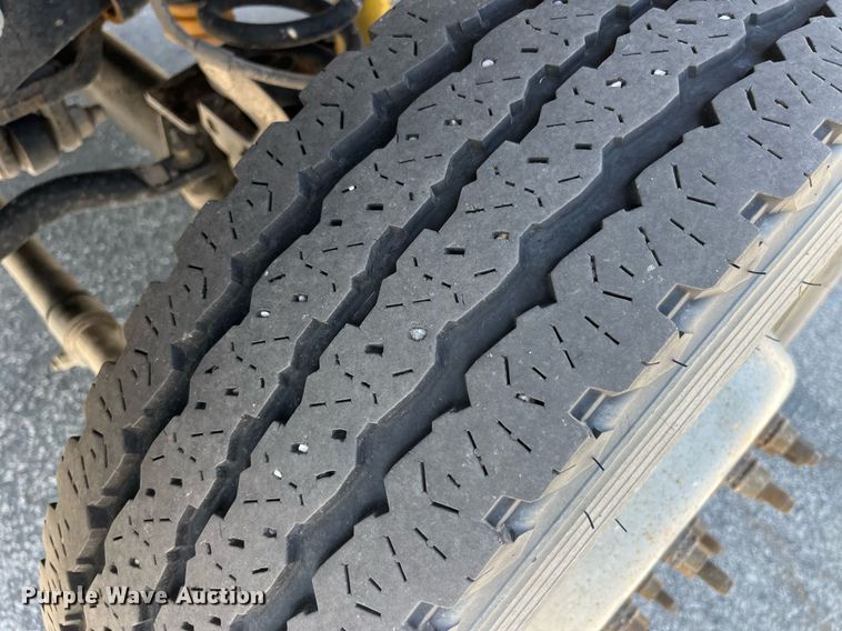 image for item LA9878 2013 Ford F450 Super Duty XL  truck cab and chassis