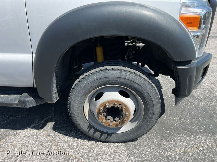 image for item LA9878 2013 Ford F450 Super Duty XL  truck cab and chassis