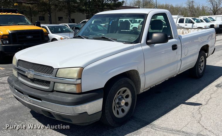 image for item LA9879 2005 Chevrolet Silverado 1500  pickup truck