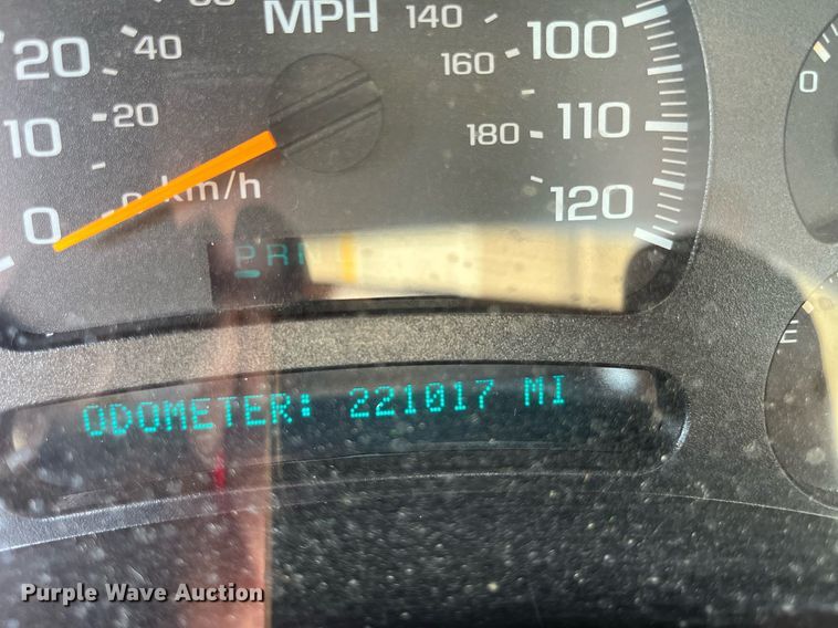 image for item LA9879 2005 Chevrolet Silverado 1500  pickup truck