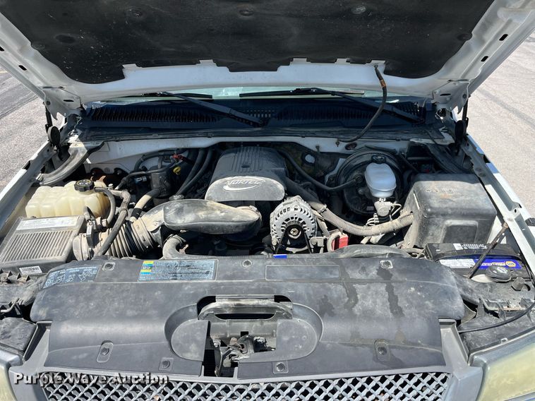 image for item LA9879 2005 Chevrolet Silverado 1500  pickup truck