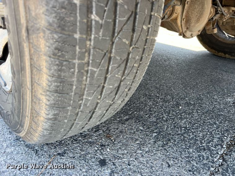 image for item LA9879 2005 Chevrolet Silverado 1500  pickup truck