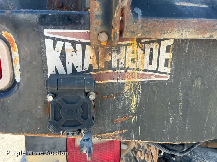 image for item LA9880 2011 Ford F250 Super Duty  Crew Cab flatbed pickup truck