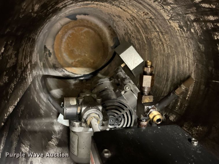 image for item LA9884 Clean Burn CB-3500  oil burner