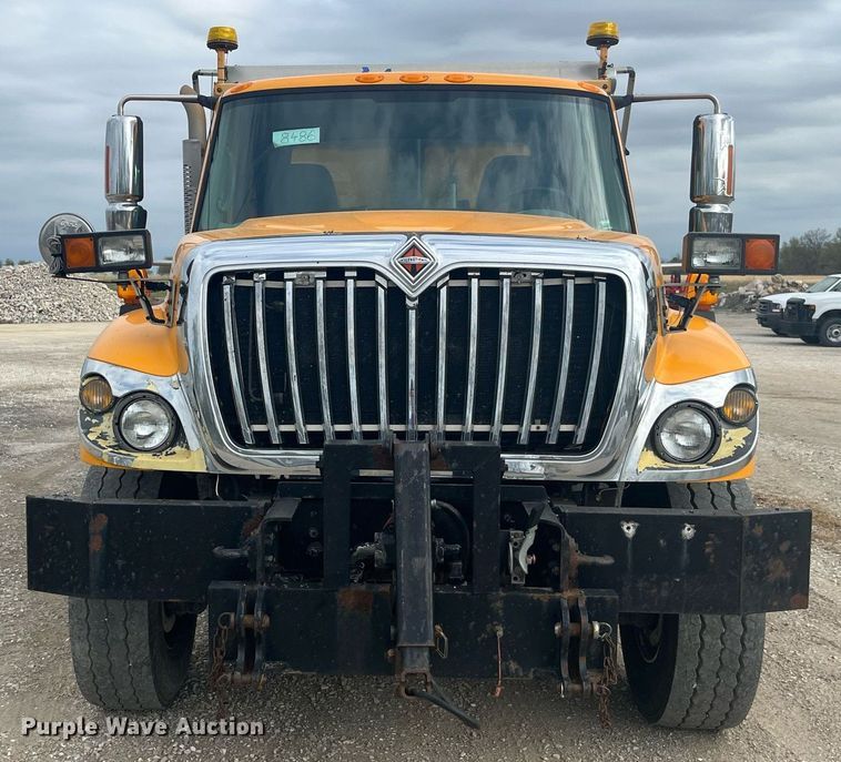 image for item LA9887 2011 International 7500  dump truck