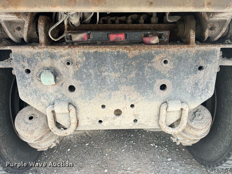 image for item LA9887 2011 International 7500  dump truck