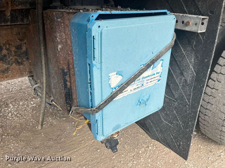 image for item LA9887 2011 International 7500  dump truck