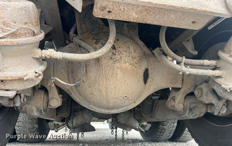 image for item LA9887 2011 International 7500  dump truck