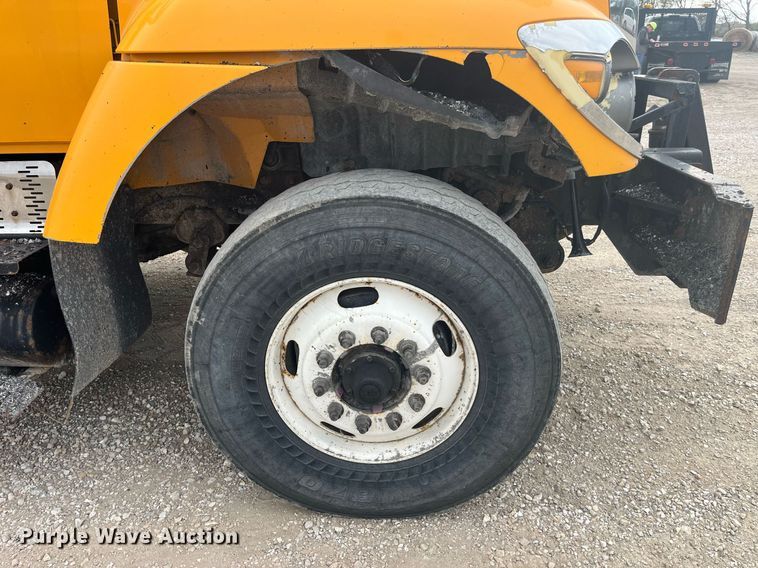 image for item LA9887 2011 International 7500  dump truck