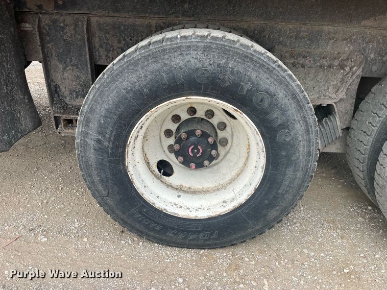 image for item LA9887 2011 International 7500  dump truck