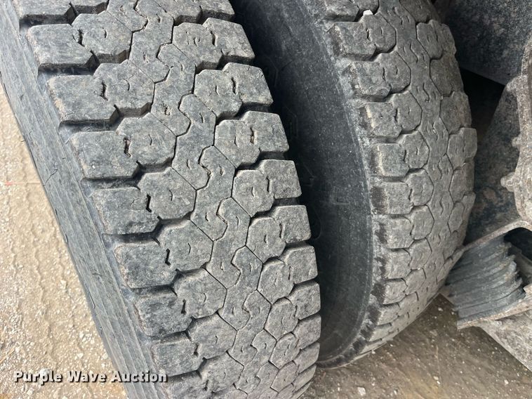 image for item LA9887 2011 International 7500  dump truck