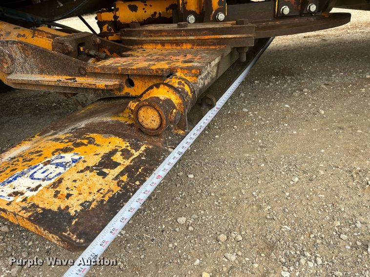 image for item LA9889 2006 International 7400  dump truck