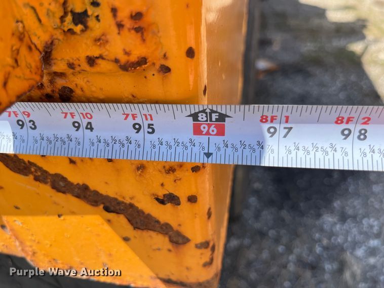 image for item LA9889 2006 International 7400  dump truck