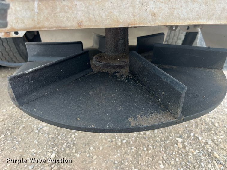 image for item LA9889 2006 International 7400  dump truck