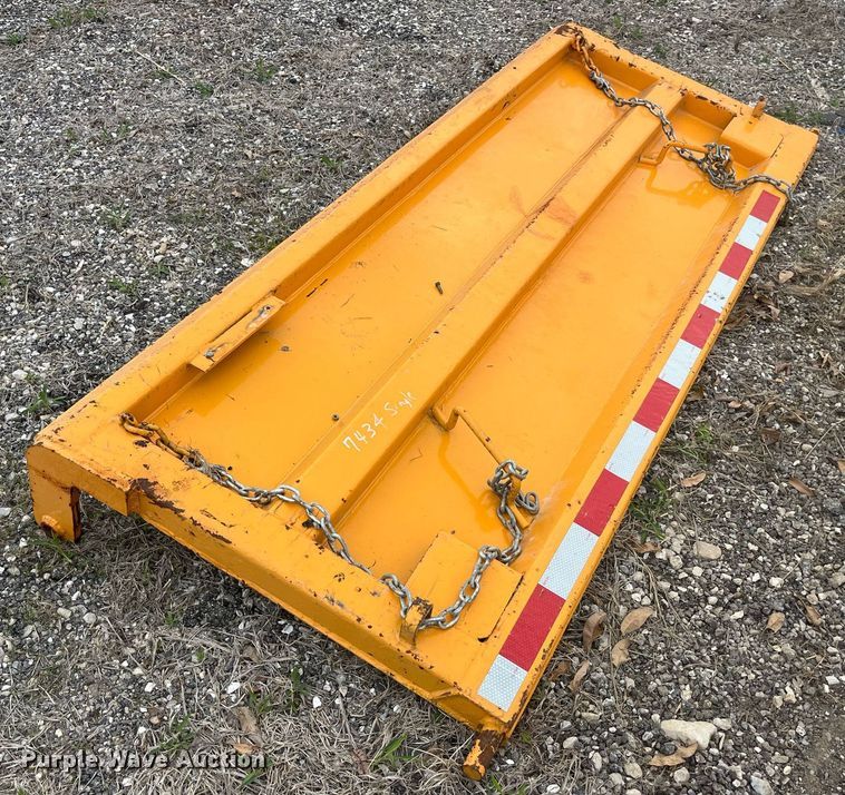 image for item LA9889 2006 International 7400  dump truck