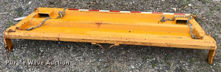 image for item LA9889 2006 International 7400  dump truck