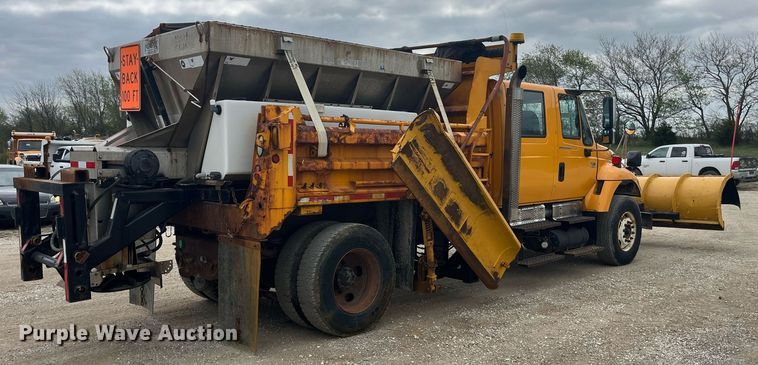 image for item LA9891 2005 International 7400  dump truck