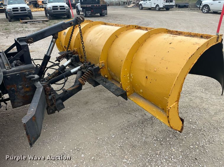 image for item LA9891 2005 International 7400  dump truck