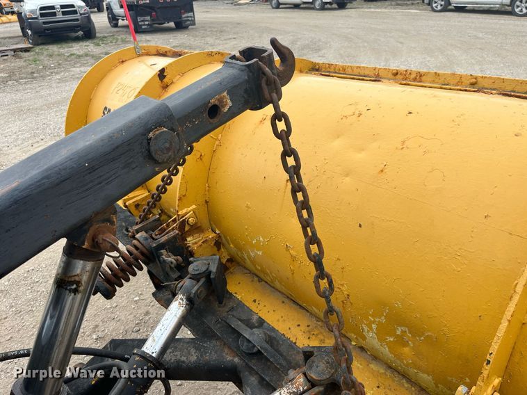 image for item LA9891 2005 International 7400  dump truck