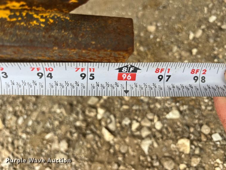 image for item LA9891 2005 International 7400  dump truck