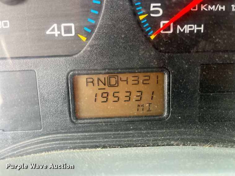 image for item LA9891 2005 International 7400  dump truck