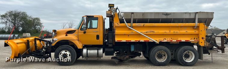 image for item LA9892 2010 International WorkStar 7500  dump truck