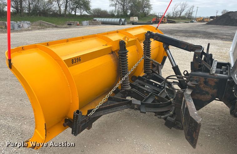 image for item LA9892 2010 International WorkStar 7500  dump truck