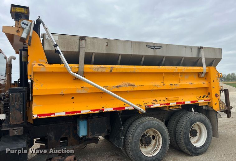 image for item LA9892 2010 International WorkStar 7500  dump truck