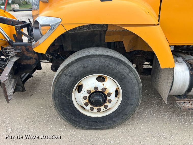 image for item LA9892 2010 International WorkStar 7500  dump truck