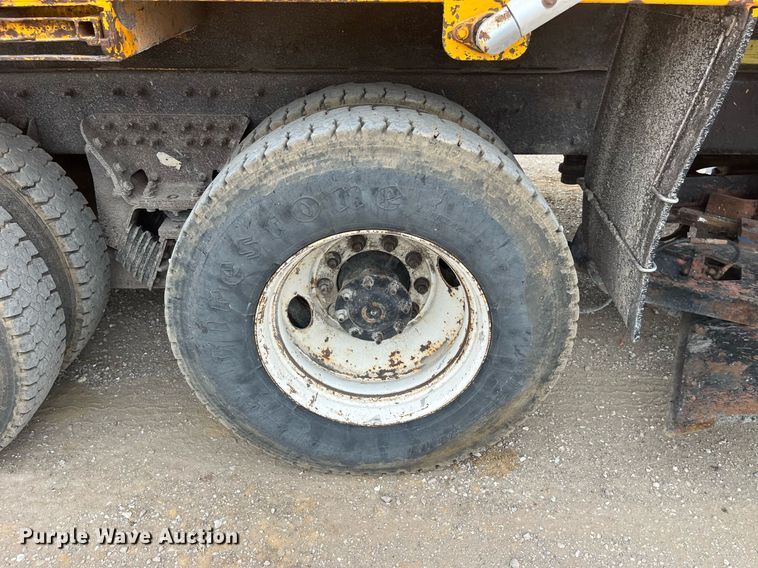 image for item LA9892 2010 International WorkStar 7500  dump truck