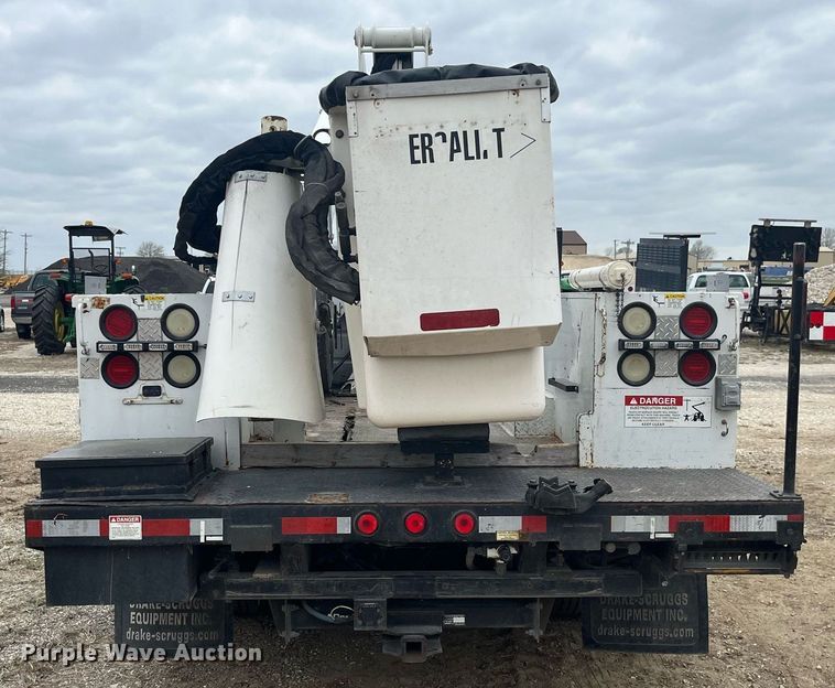 image for item LA9893 2009 Dodge Ram 5500HD  bucket truck