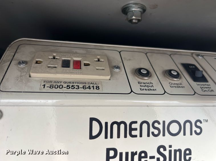 image for item LA9893 2009 Dodge Ram 5500HD  bucket truck